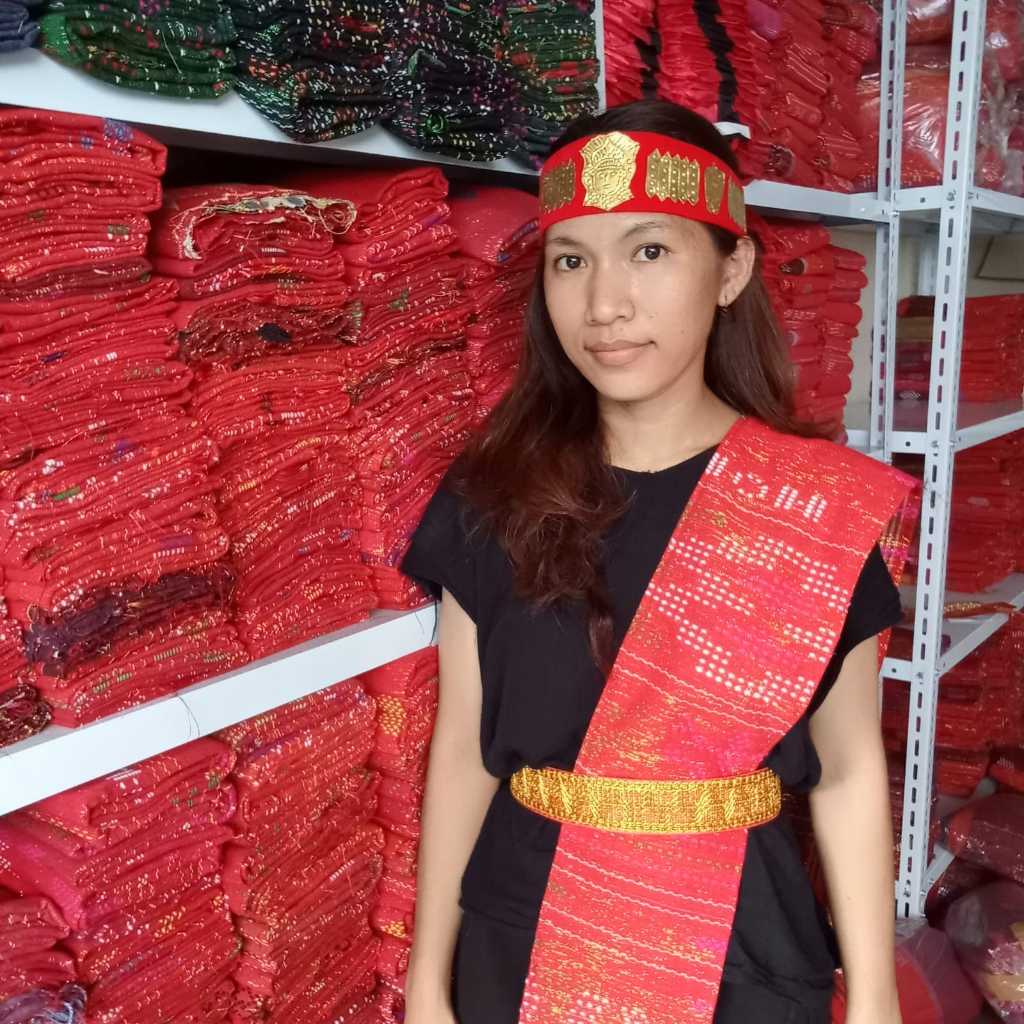 PAKET MENARI ULOS ADAT BATAK - SELENDANG - IKAT PINGGANG - IKAT KEPALA LEMPENGAN