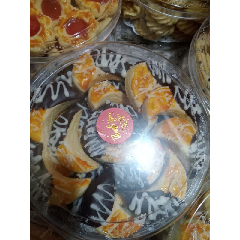 

kue nastar bulat, putrisalju,castangel,semprit nanas, Cookies strawberry, cookies seres cookies keju coklat.dll