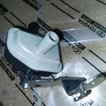 Vacum valve 90910 - TC005 TOYOTA YARIS. ORIGINAL