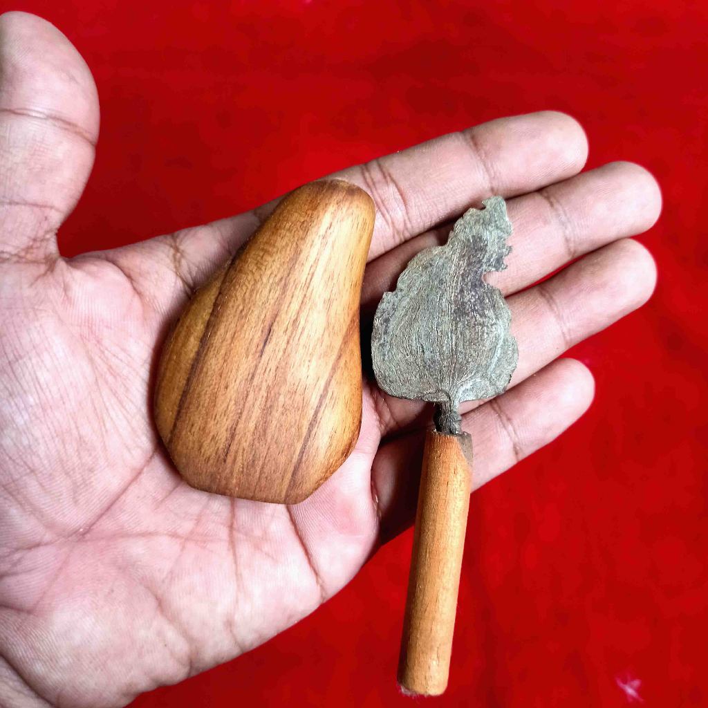 Keris Pusaka Semar Kuno Pamor Sanak Asli Sepuh Tua