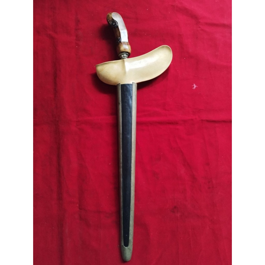 Keris Brojol pamor Keleng