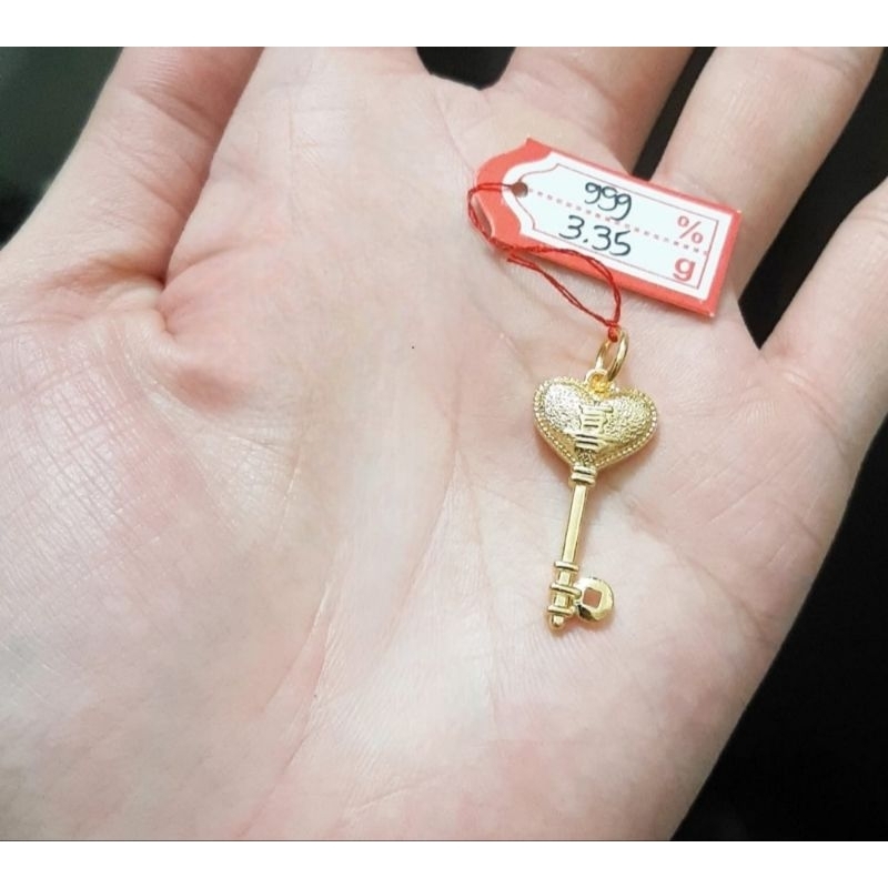 Liontin emas 24k kunci hati