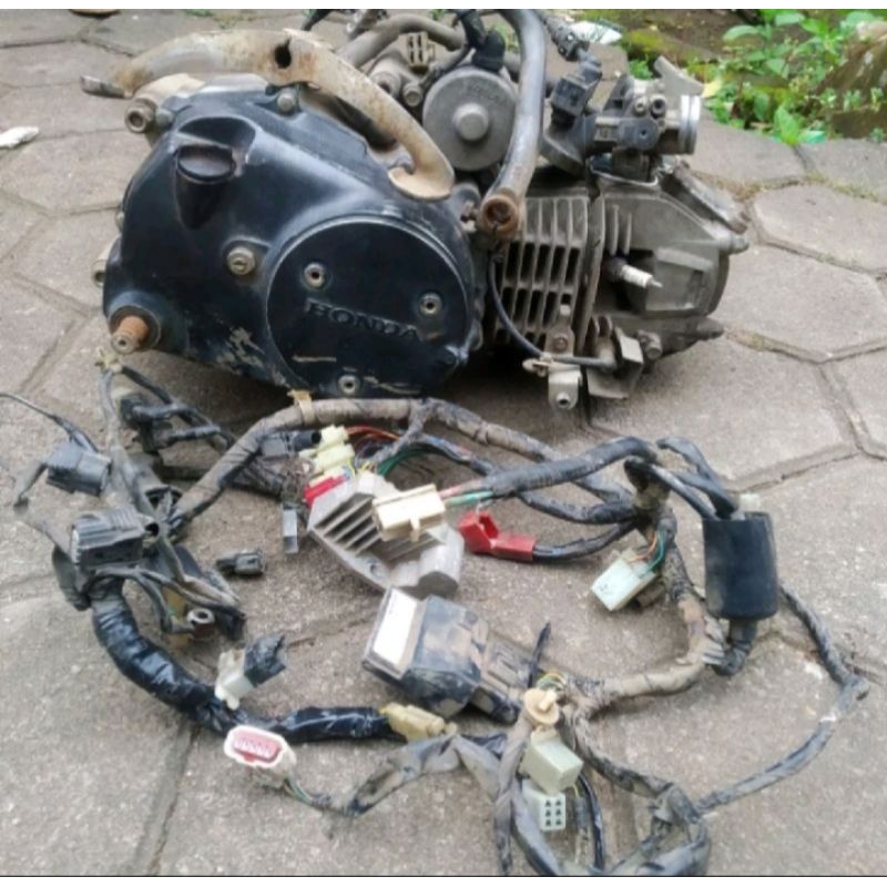 Mesin+Pengapin Fullset Supra X 125 fi Injeksi Original Copotan