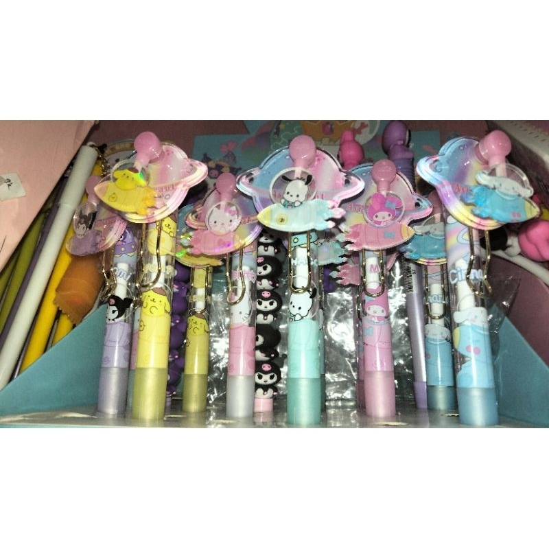 

pen gel mainan lucu bisa putar akrilik sanrio