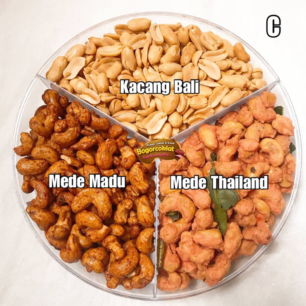 

Kacang Mede Toples Sekat 3 Bundar Seri C (Madu , Thailand, Kacang Bali)