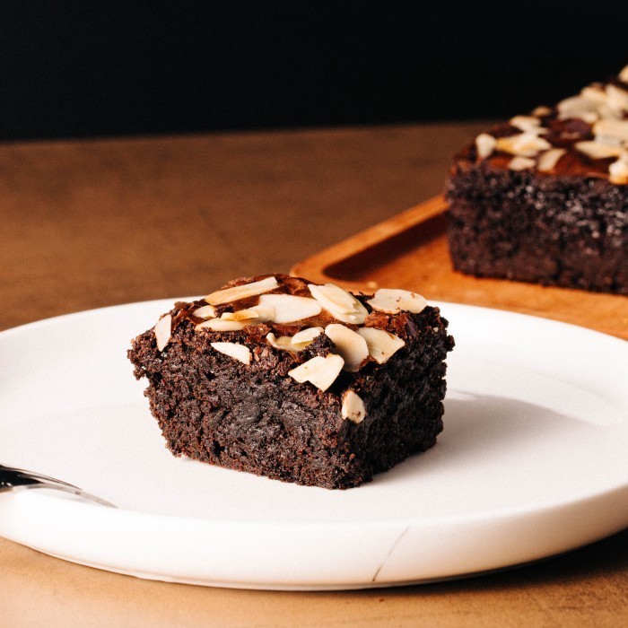 

RB Almond Double Fudge Brownies MUGIFUMI Fudgy Brownies