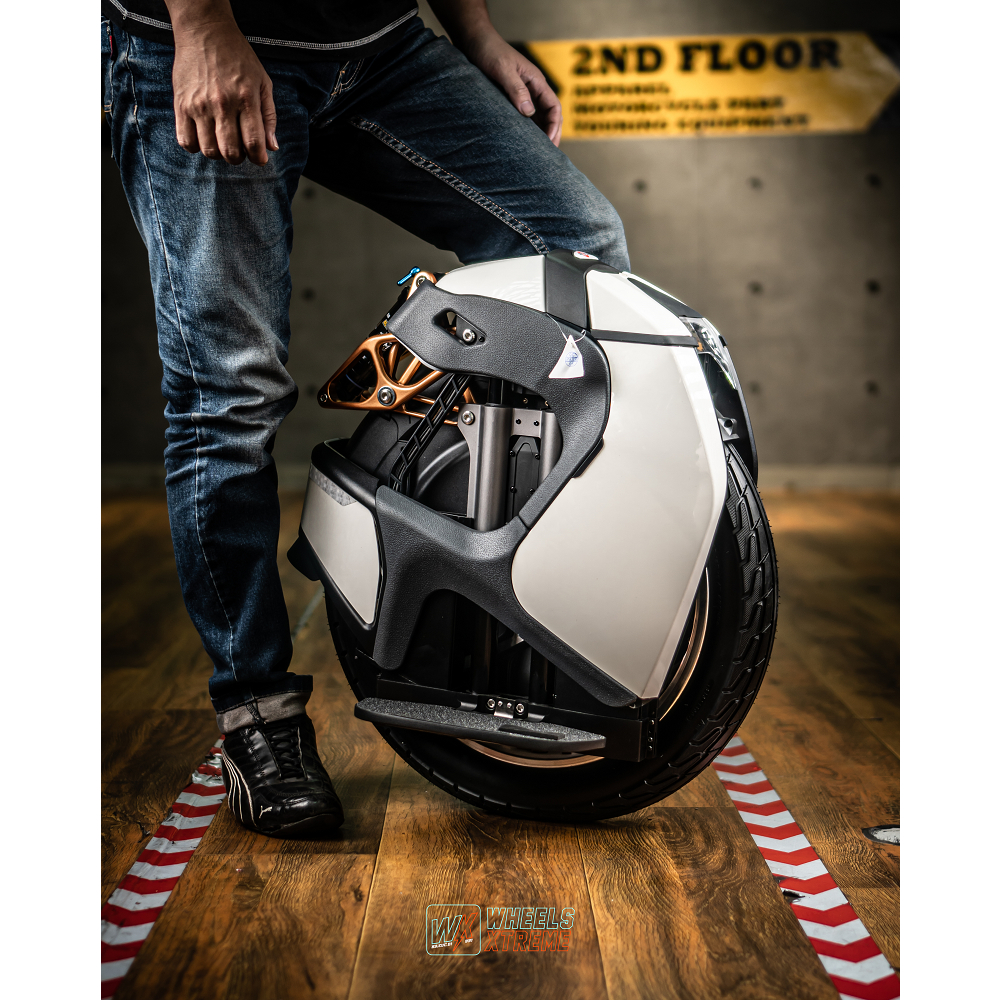 Kingsong S18 Electric Unicycle White
