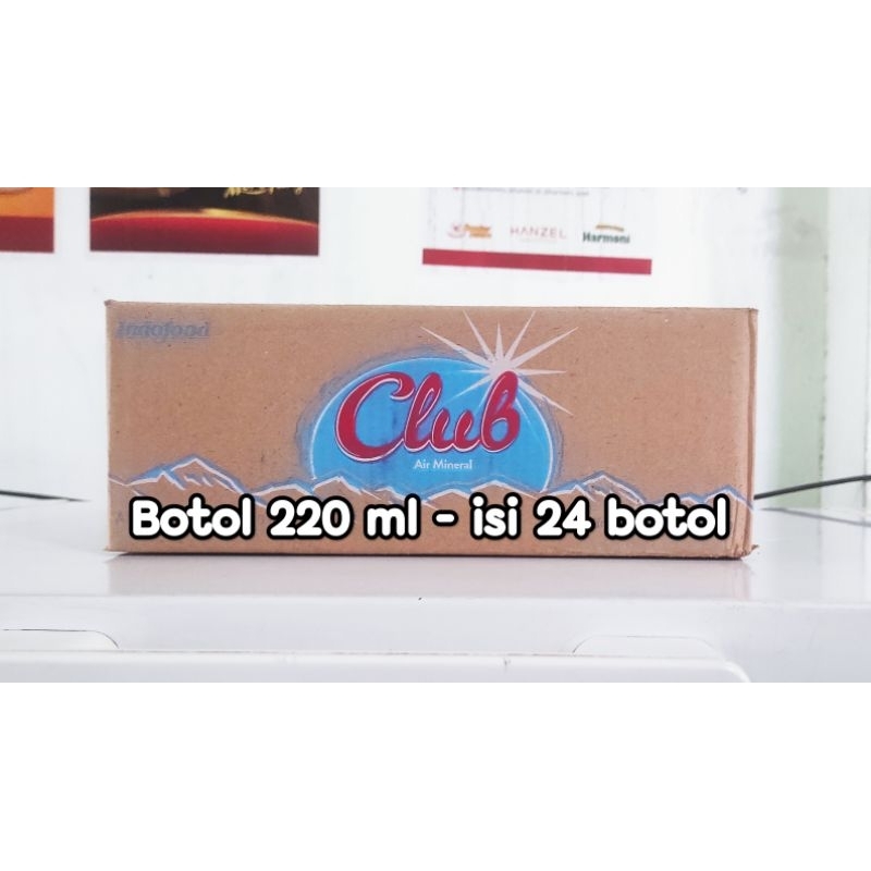 

CLUB Air Mineral BOTOL ± 220 ml, isi ± 24 BOTOL.