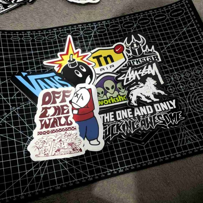 

STICKERPACK BAND BRAND STIKER MOTOR STIKER SKATE STIKER LAPTOP