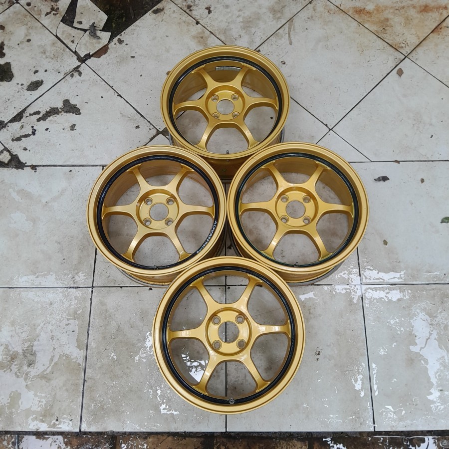 Velg Mobil Bekas ADVAN R16 Lubang pcd 4x100