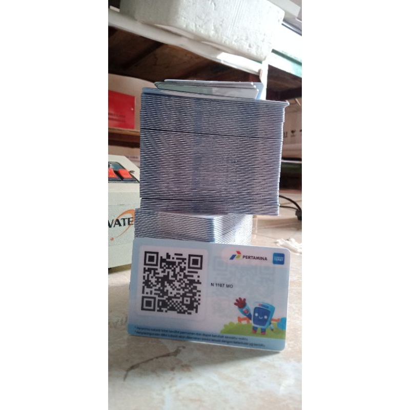 

ID CARD dan semacamnya