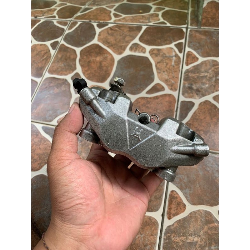 kaliper depan Aprilia j.juan