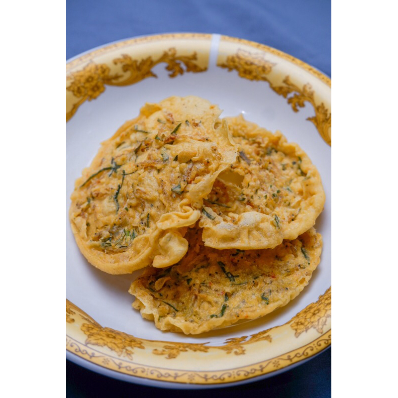 

Peyek Rinuak Unni Deenara | Oleh - Oleh Khas Danau Maninjau