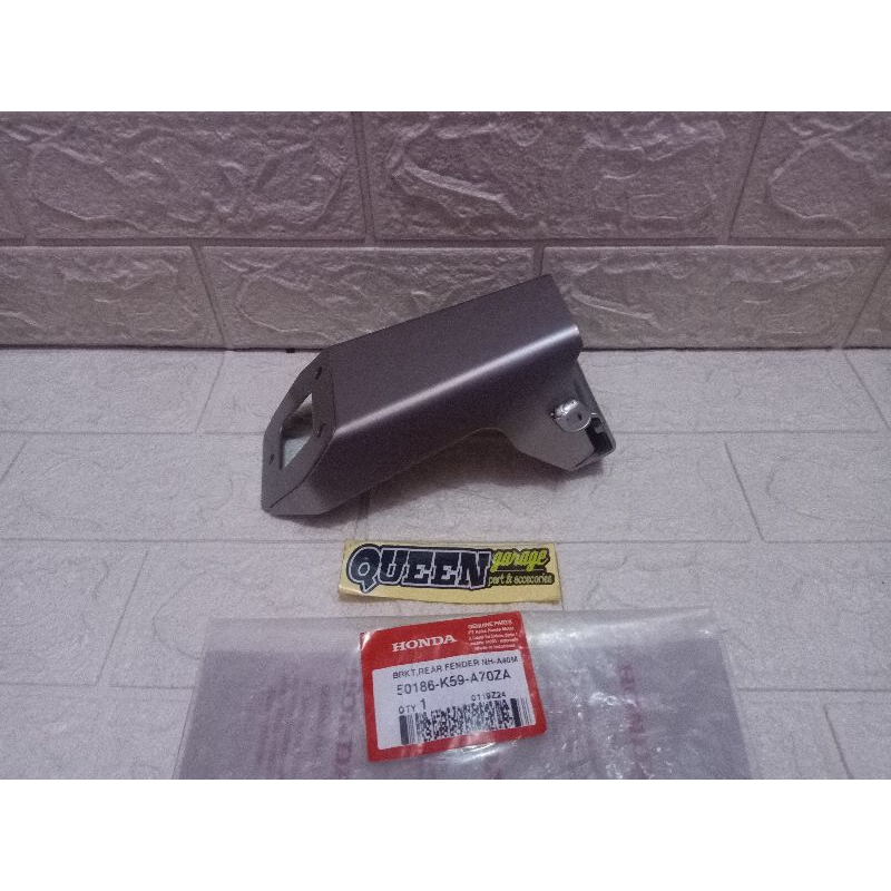 Breket Rear Fender/Breket Spakbor Belakang Honda Vario125/150/160 50186K59A70ZA