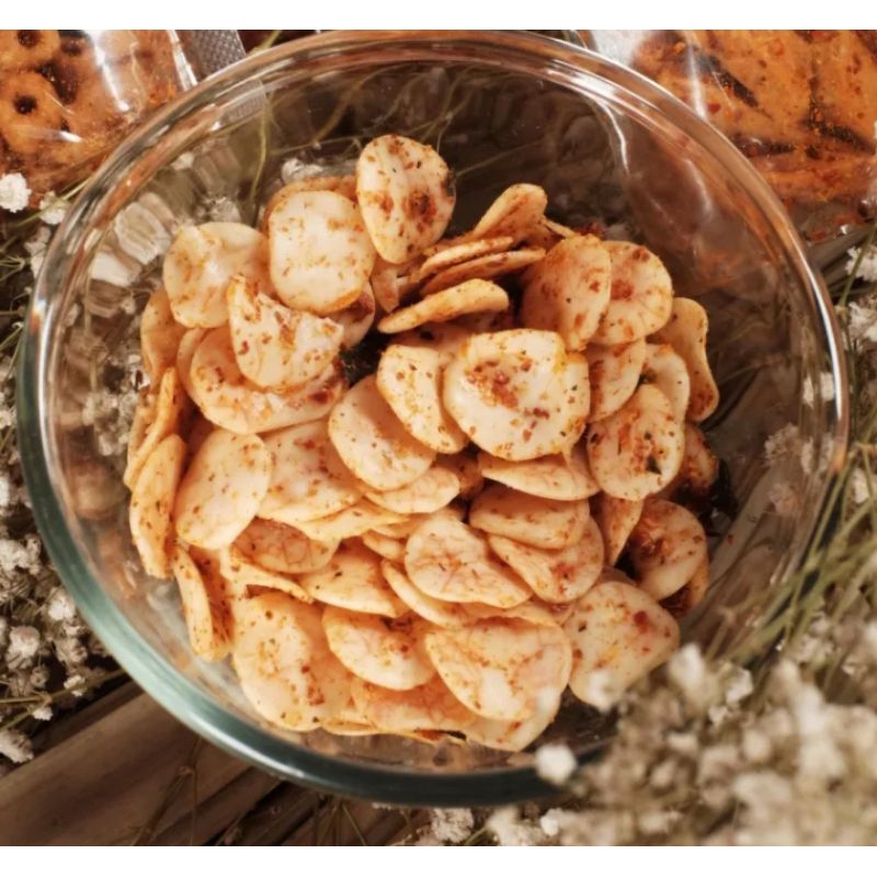 

kerupuk seblak kering pedas daun jeruk