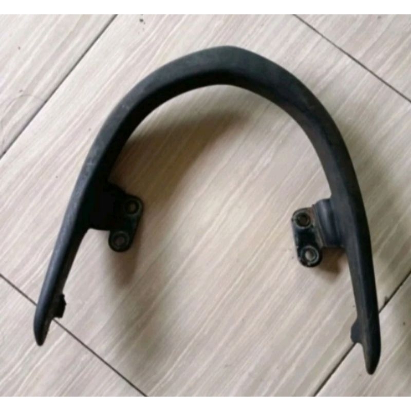 BEHEL BELAKANG MOTOR HONDA REVO ABSOLUTE ORIGINAL COPOTAN