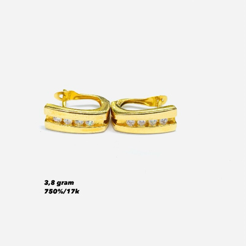 anting emas jepit fashion 750%/17k