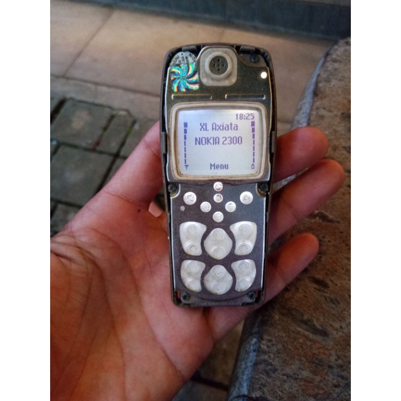 Nokia 2300