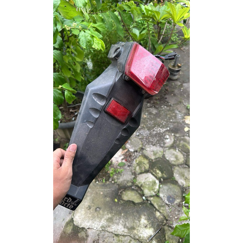 spakbor belakang klx 250