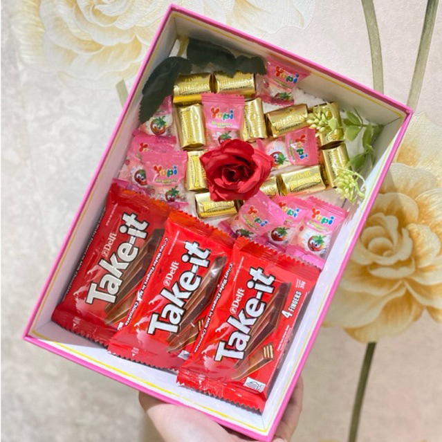 

Hampers Kado Gift Valentine Coklat Box Kotak - Tahun baru Imlek Valentine Lebaran Natal