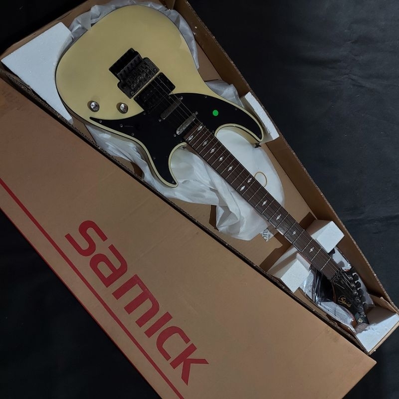 Gitar Samick JTR Marie STD MR20FR