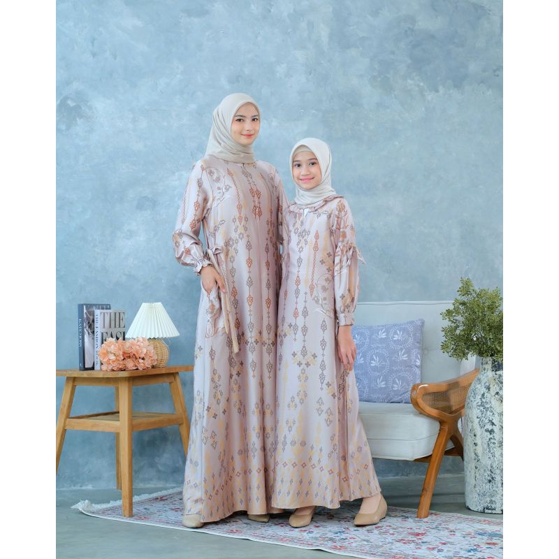 Gamis zelina couple ibu dan anak // gamis lebaran 2024 // gamis dior silk // gamis wanita muslimah /