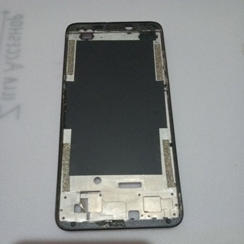 TATAKAN LCD HOTWAV M6