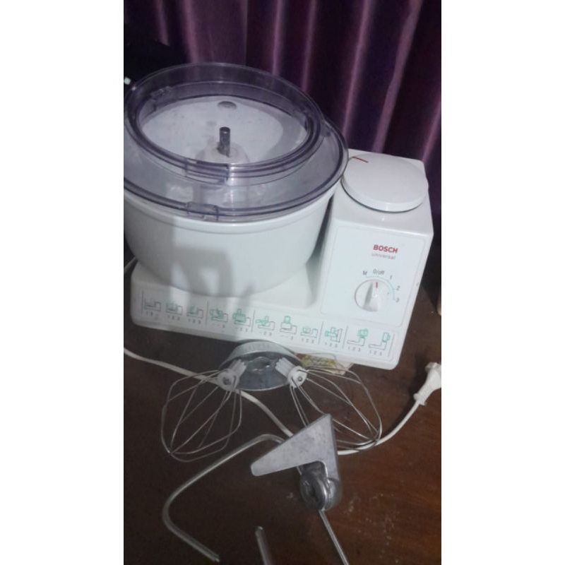 MIXER BOSCH UNIVERSAL CLASSIC SECOND BEKAS PRELOVED SANGAT MULUS