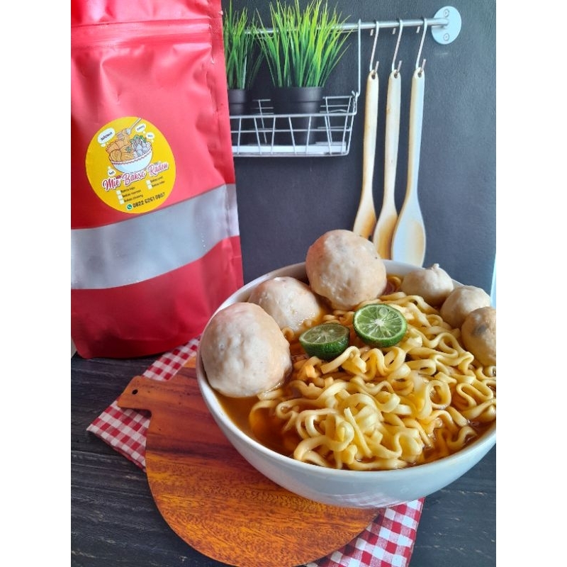 

Mie bakso raden