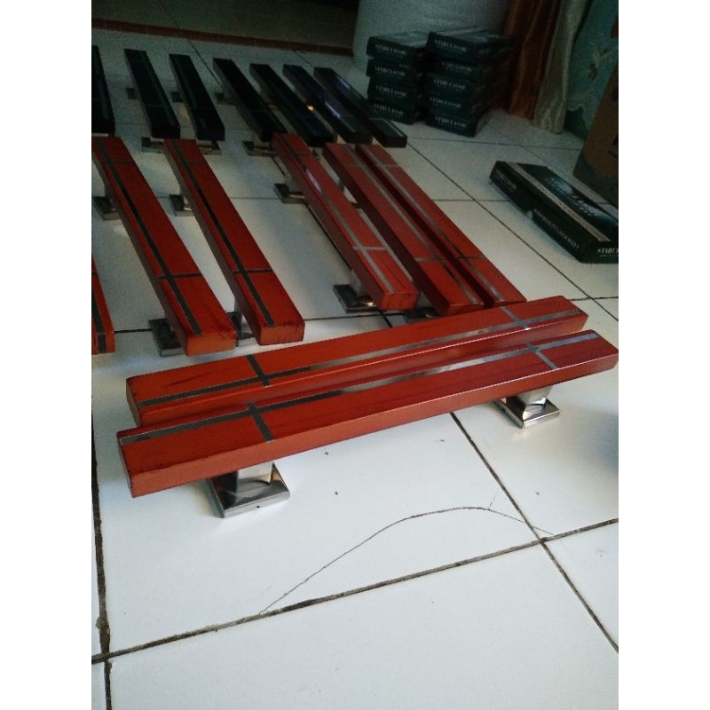 Handel pintu rumah modern minimalis