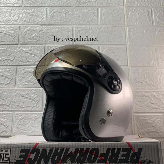 Helm Vespa Bogo Visor Bendera Italy Silver