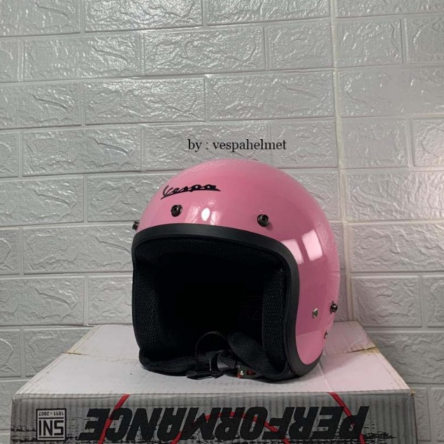 Helm Vespa Retro Pink Glossy