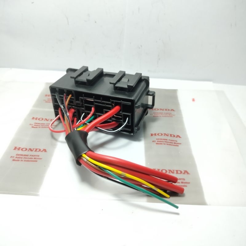 box sekring pusat Honda vario 150 K59 box fuse sekring Vario K59 original