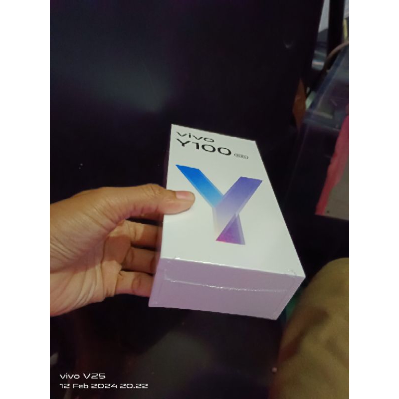 VIVO Y100 8/256GB 5G Baru Segel New Bisa Cod