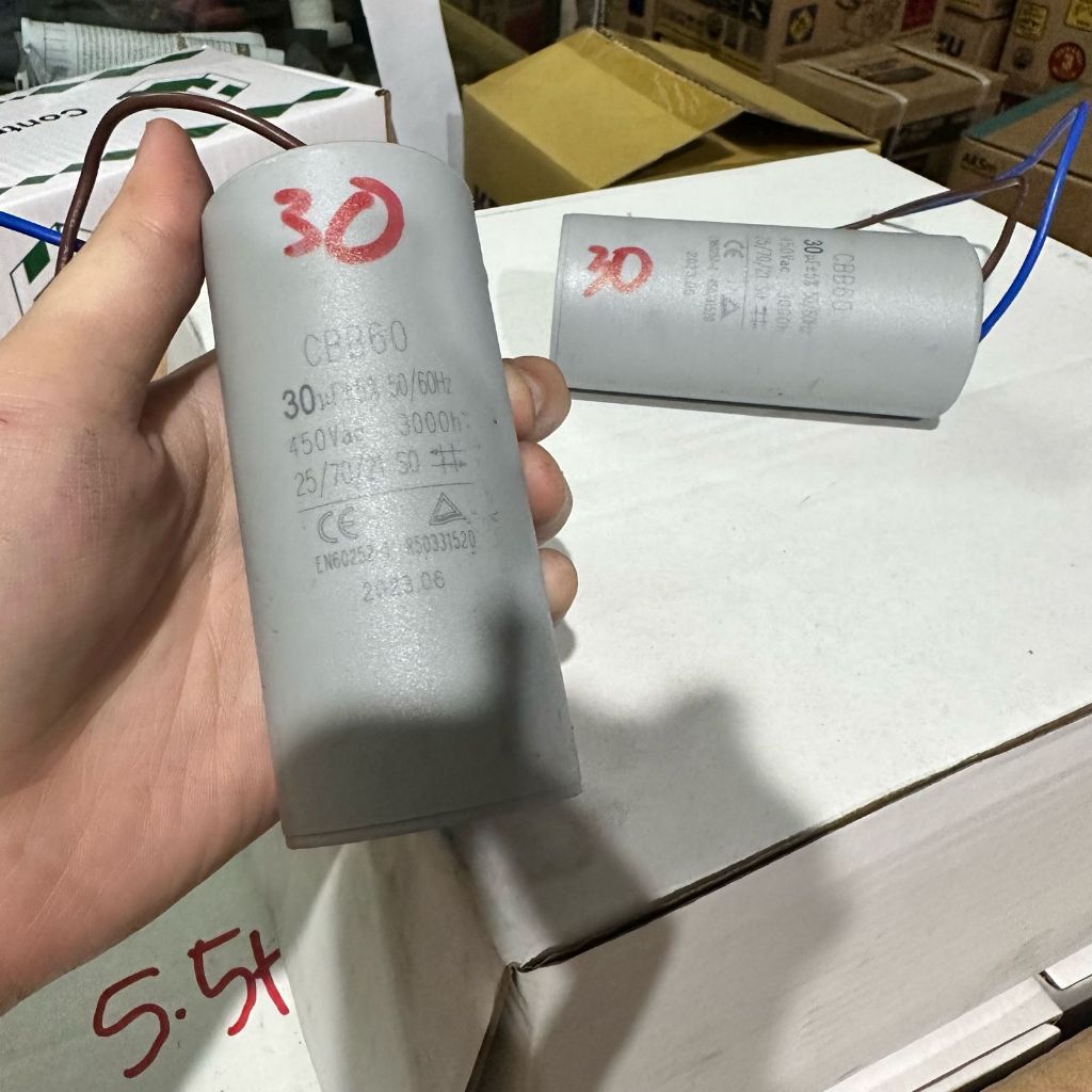 Kapasitor Pompa 30 UF Kapasitor bulat kabel 30 MF Kapasitor 30 mikro