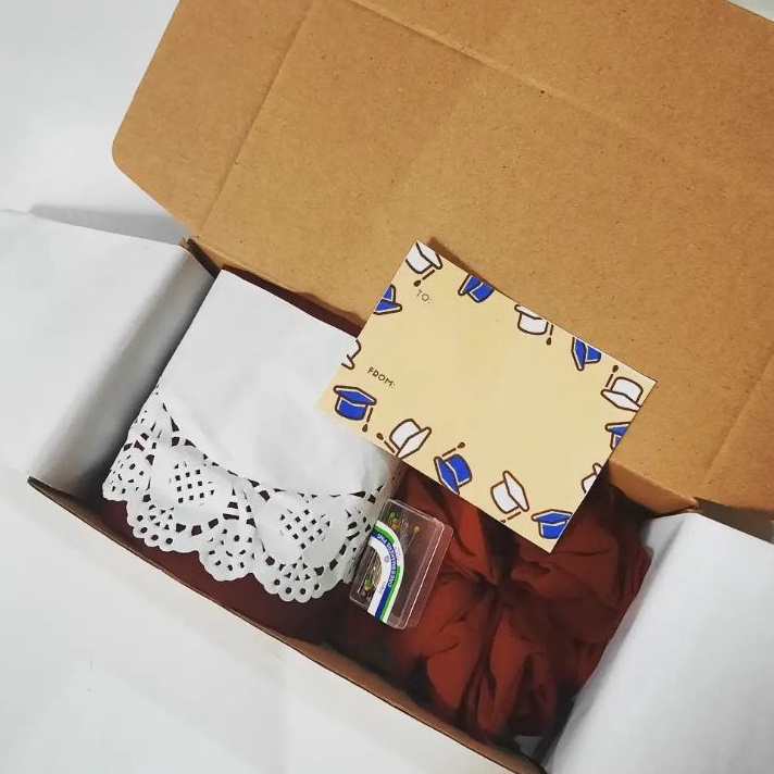 

Ready Stok HAMPERS HIJAB gift box TERMURAH BELLA SQUARE HIJAB SCRUANCHIEsouvenir tahlilan pengajiansouvenir siraman HAMPERS LEBARAN