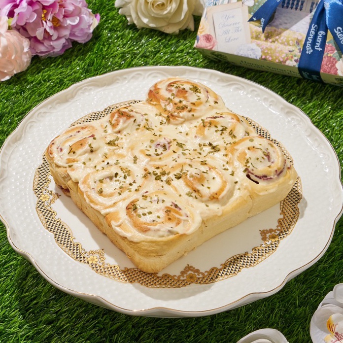 

READY STOK HAM BRULEE CHEESE ROLLS