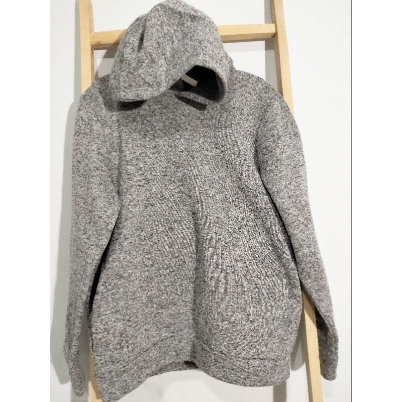 GU Uniqlo Heather Gray Hoodie with Side Pocket