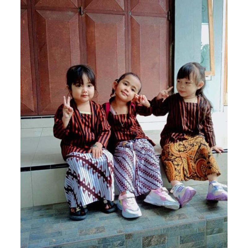 Rok batik / Rok jarik anak