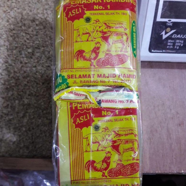 

BAYAR DITEMPAT Bumbu Selamat Majid Hamid Pemasak Kambing isi 2 sachets