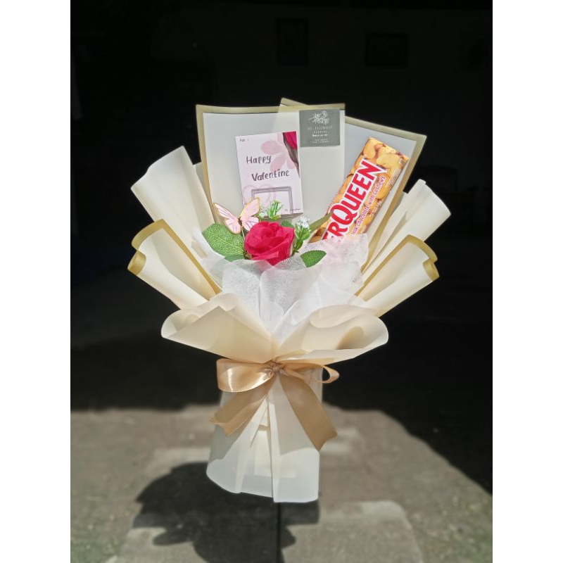 

buket valentine/buket Silverqueen/buket cokelat