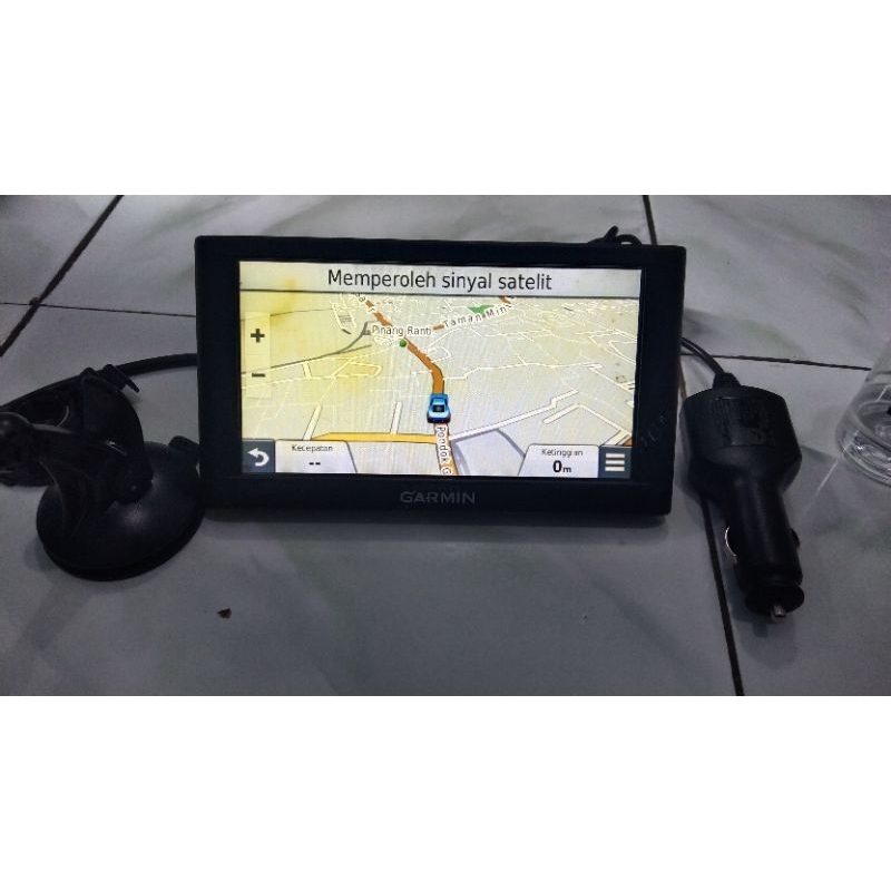 GPS navigasi Mobil Garmin Nuvi 65LM layar 6 Inchi baterai awet Fungsi normal Minus LCD ada Npda Kuni