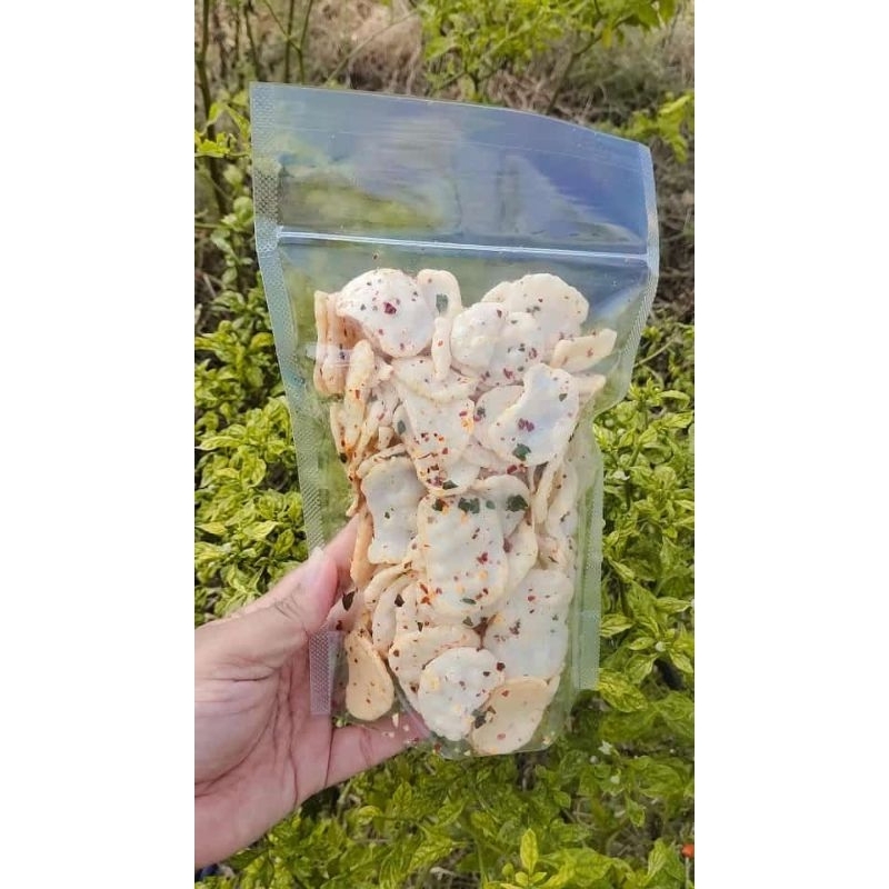 

KRUPUK BAWANG SEBLAK KERING 120gr/PEDAS DAUN JERUK