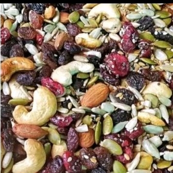 

Trail Mix - Seed, Nuts and Dried Fruit 100gr *Solo*