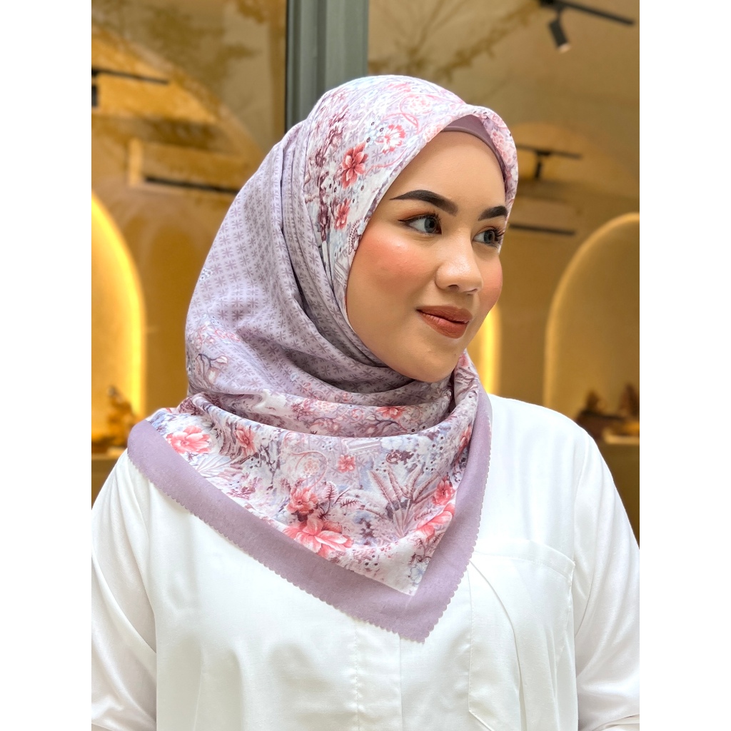 MOISSA Hijab Voal Motif Bunga Abstrak UNGU