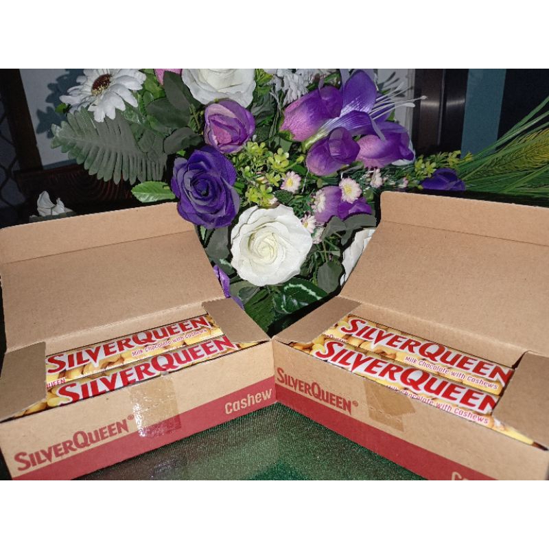 

SilverQueen 1 box isi 10 @58g
