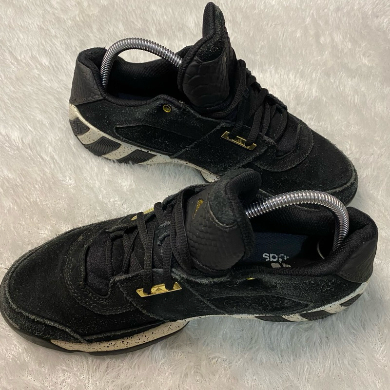 adidas regulate