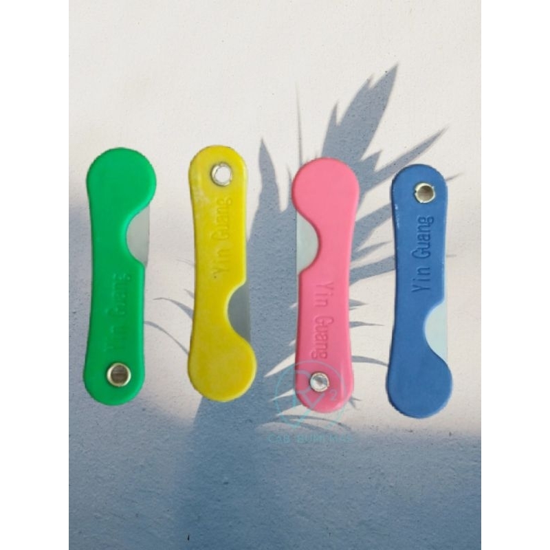 

(1 PCS) CUTTER LIPAT KECIL