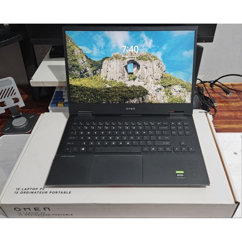 Laptop HP OMEN 15 Ryzen 7 4800 RTX 2060