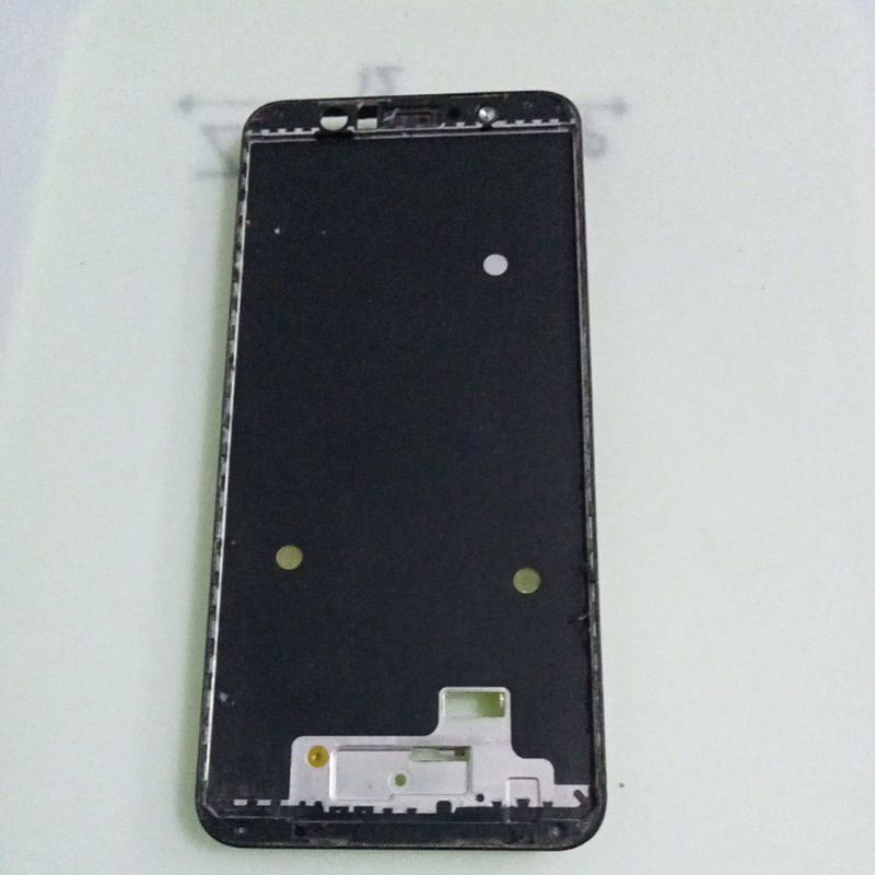 TATAKAN LCD ASUS ZENFONE MAX PRO M1